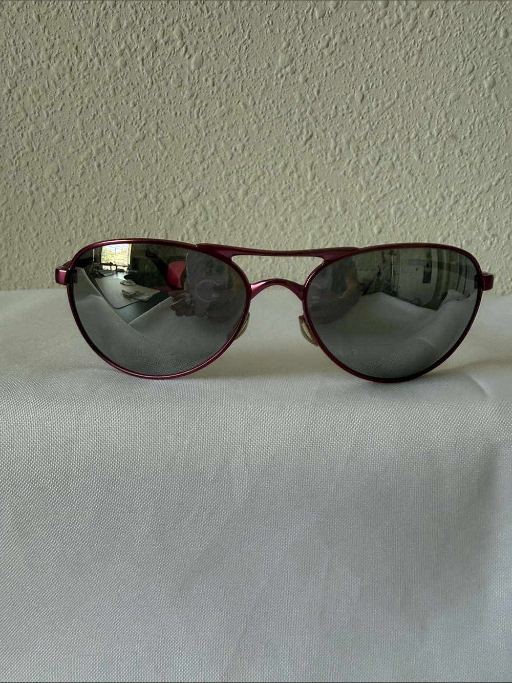 Oakley Aviator Sunglasses in Metallic Magenta with Mirrored Lenses
